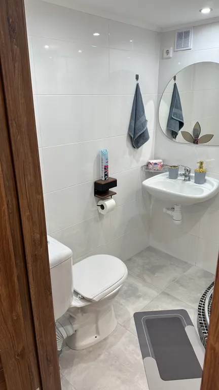 Новая уютная квартира в частном районе