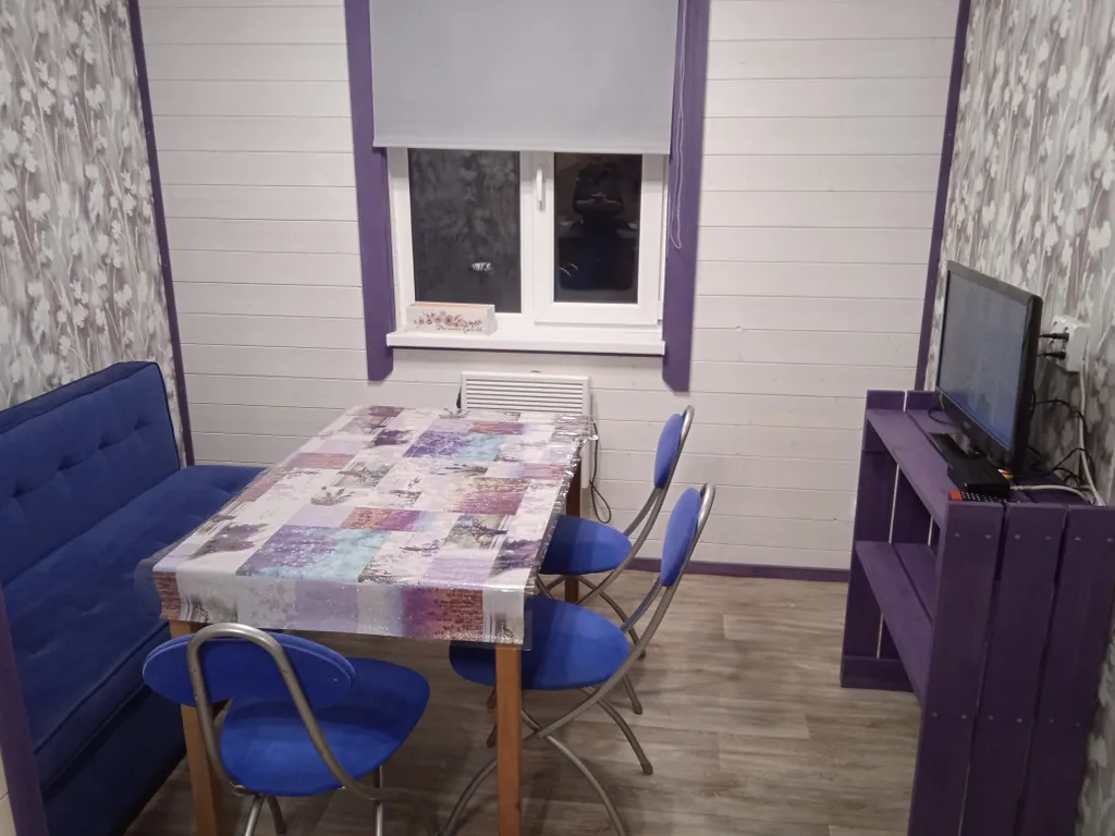 Уютный новый дом рядом с озером и рекой, баня бесплатно