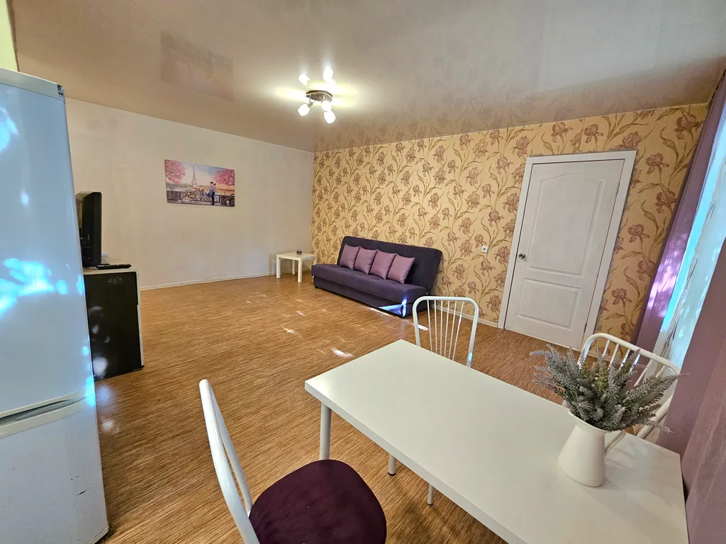 Уютная квартира не далеко от студгородка СФУ детской краевой больницы