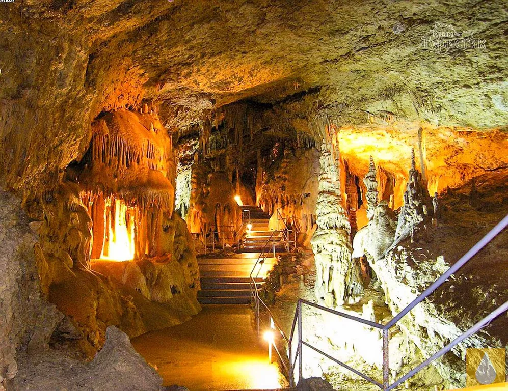 Дом среди гор в Байдарской долине Эвимиз