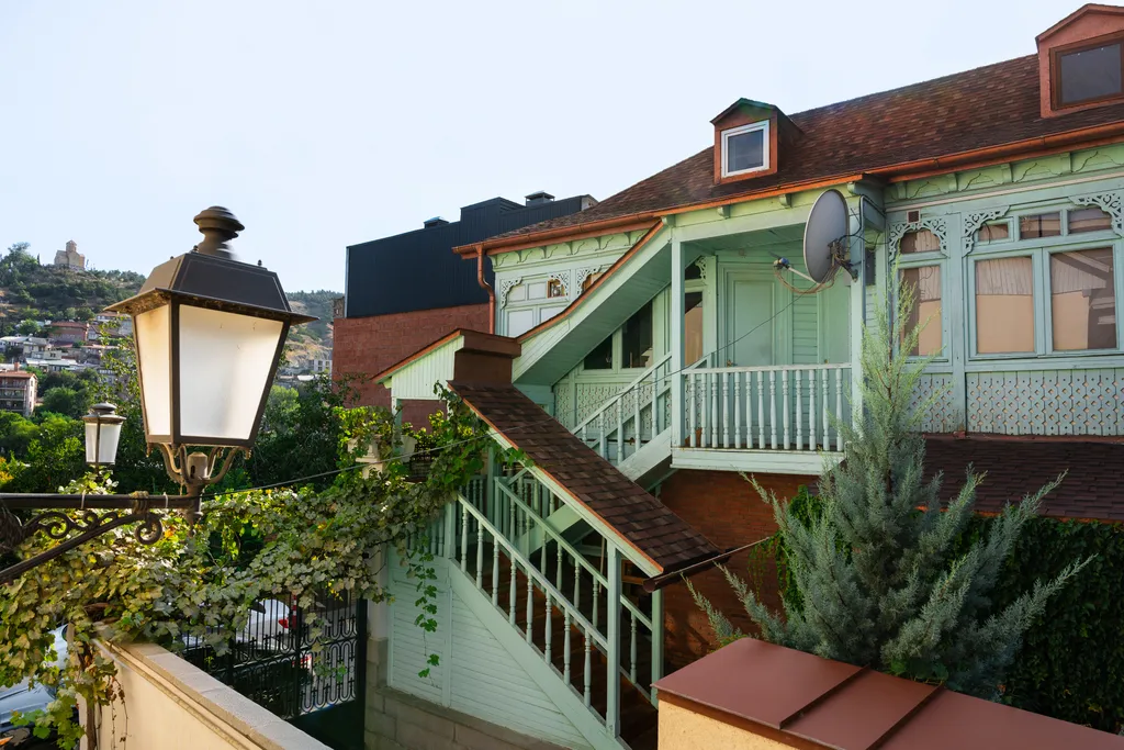 Guli of Tbilisi, Дуплекс с видом на реку в историческом центре города