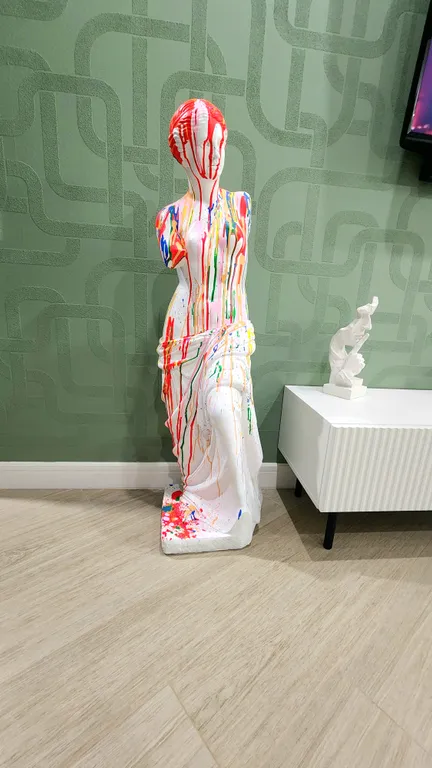 Просторная видовая трёхкомнатная квартира в приморском парке