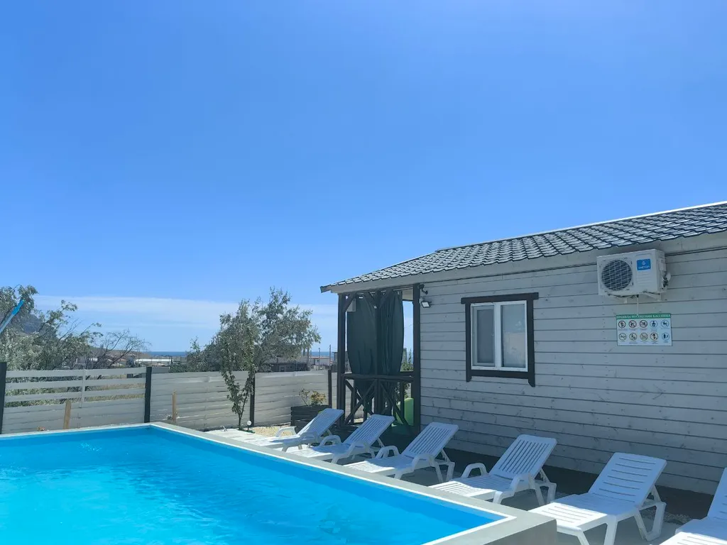 Уютный домик с видом на море