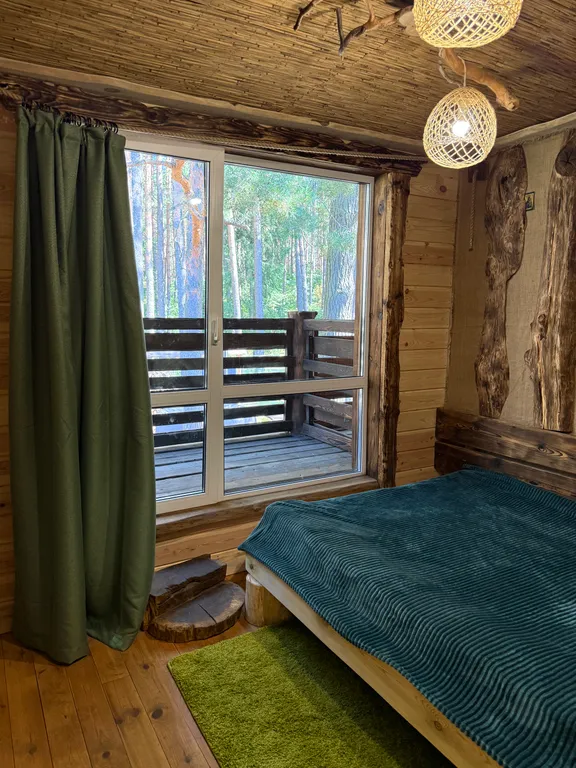 Дом-коттедж банкетный зал, спальни, доп: баня и купель, Минское море