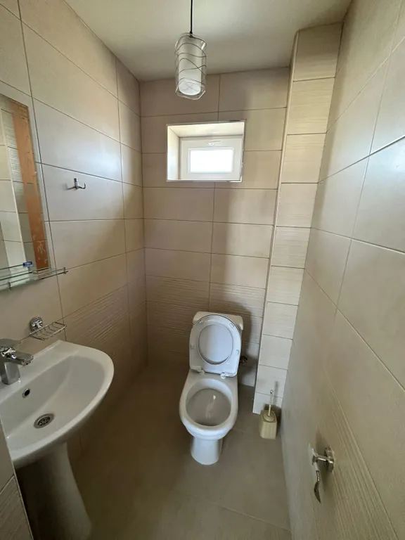 Комфортабельный таун у берега Каспийского моря