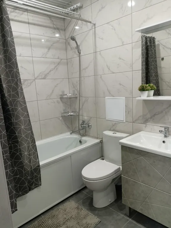 Уютная квартира в Дзержинском районе в новом доме