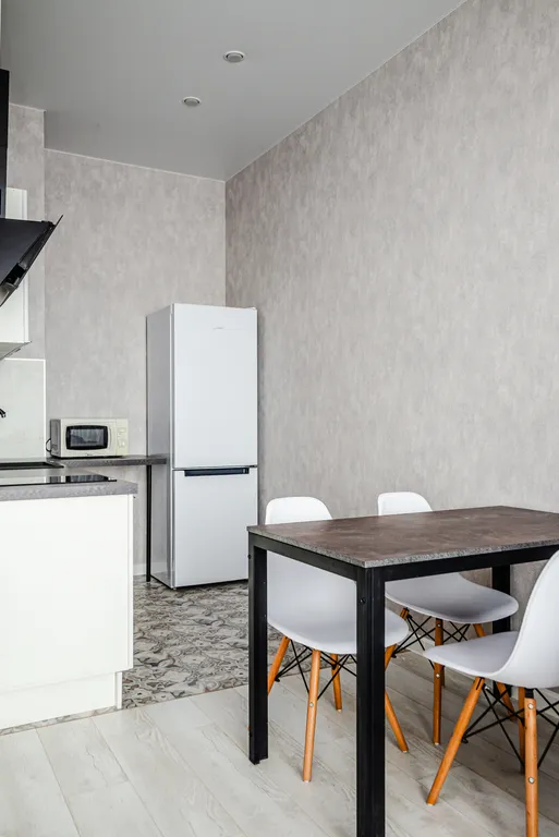 Евродвушка в центре с просторной лоджией и панорамным видом