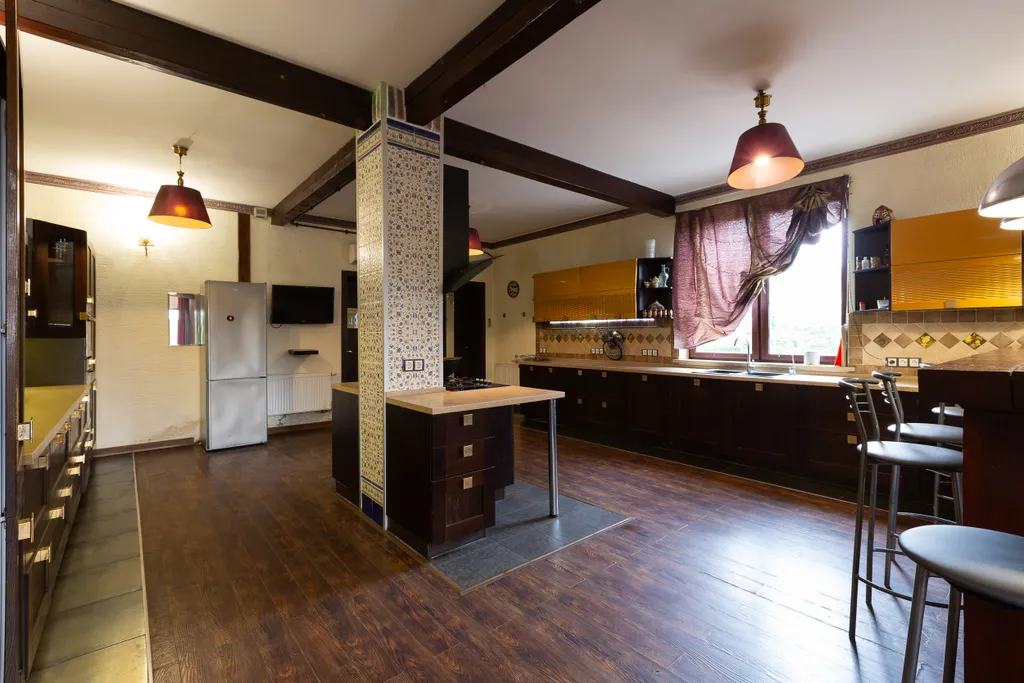 Коттедж 7-комнатный Дом — Ильинское