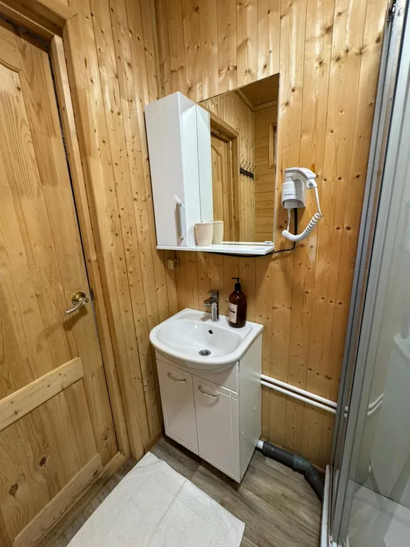 Коттедж Уютный тёплый дом с видом на горы и баня. — Архыз