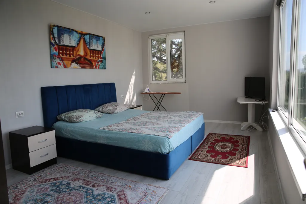 Коттедж для семьи с видом на море и собственным бассейном