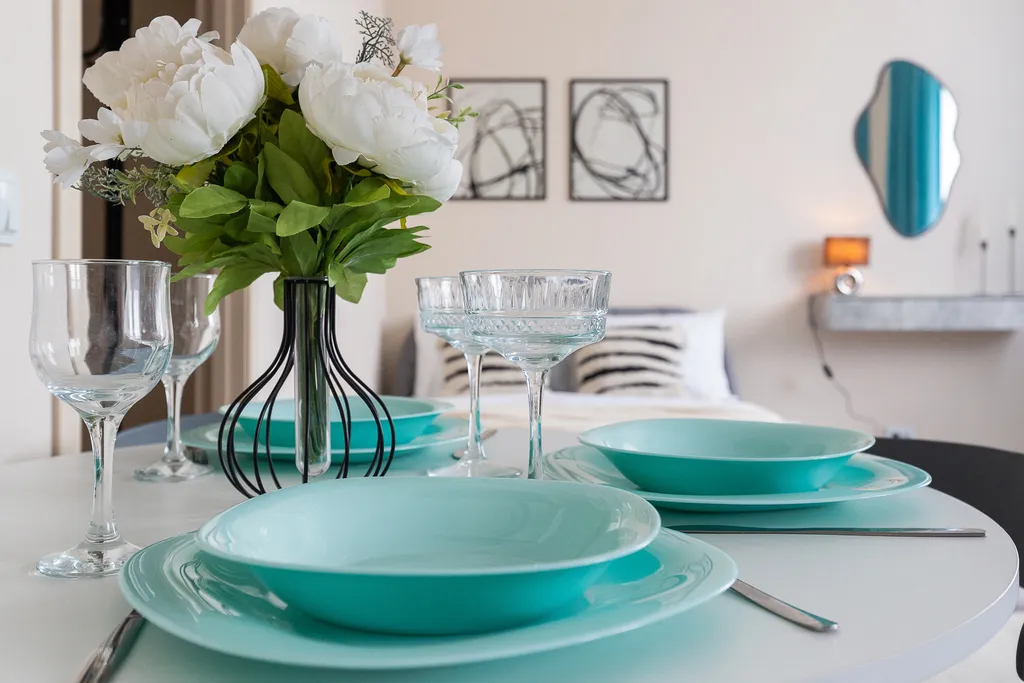 Дизайнерская студия рядом с центром и Локомотив Ареной