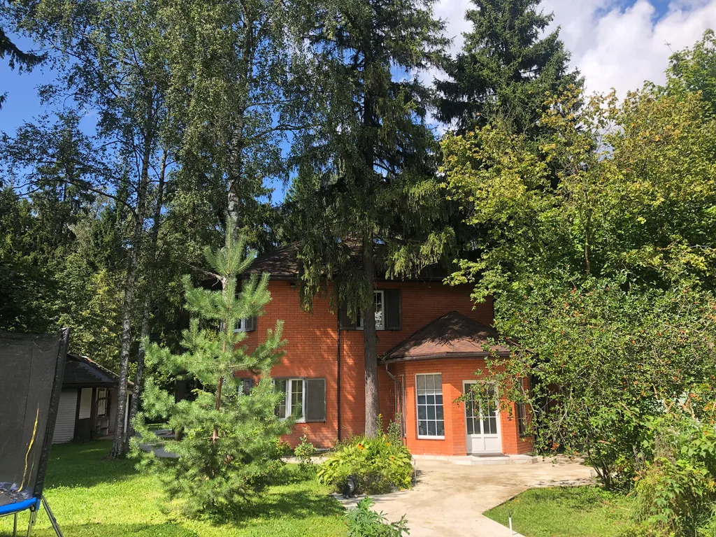 4-комнатный Дом