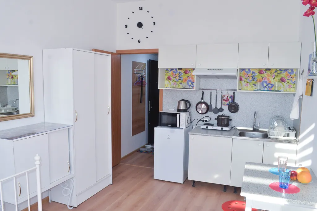 Квартира Квартира Тихая и чистая студия в шаговой доступности от онкоцентра — Песочный