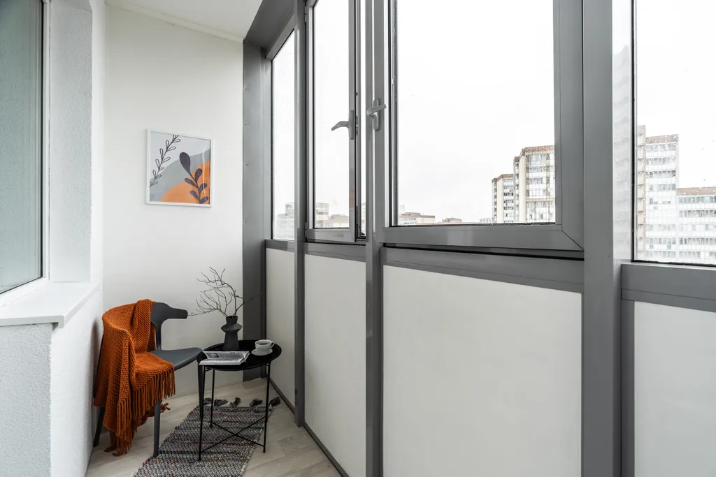 Студия у метро Девяткино, 7 минут пешком