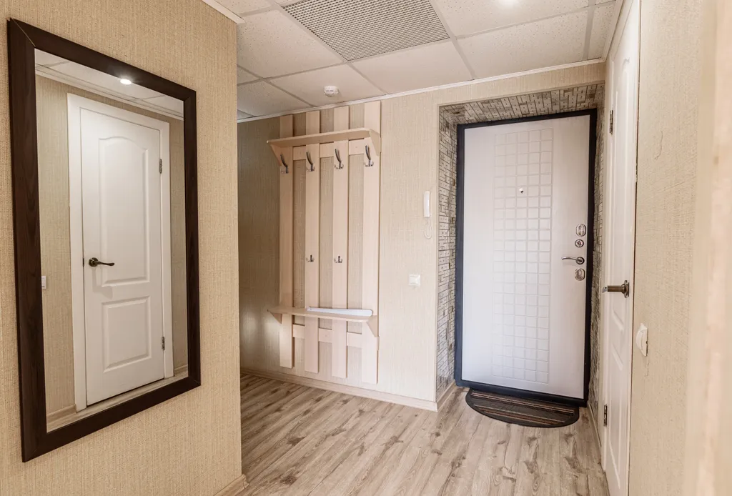 Светлая и просторная квартира в центре с видом на набережную