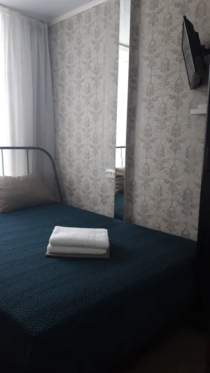 Квартира Двухкомнатные апартаменты у моря — Ейск