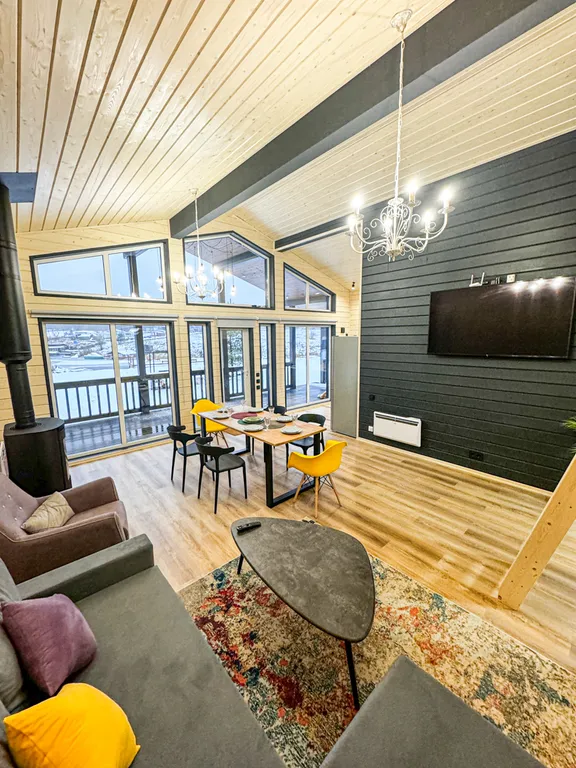 Уютный коттедж БарнХаус с сауной (включена) и сибирским чаном