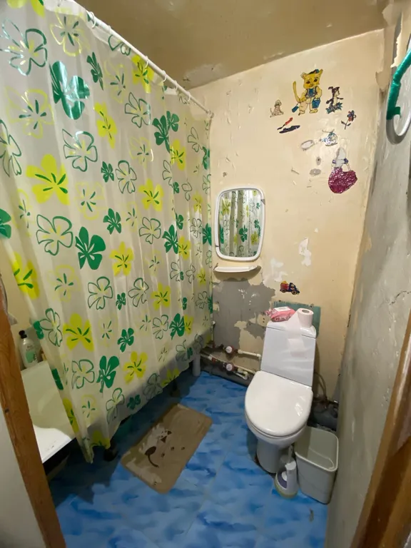 В центре города в спальном районе