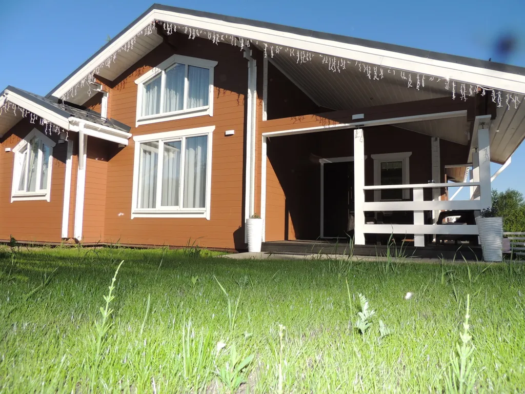 Villavgosti новый дом для отдыха с современным интерьером