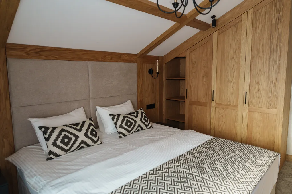 Шале №6 (2-этажа) 130м² до 9 мест