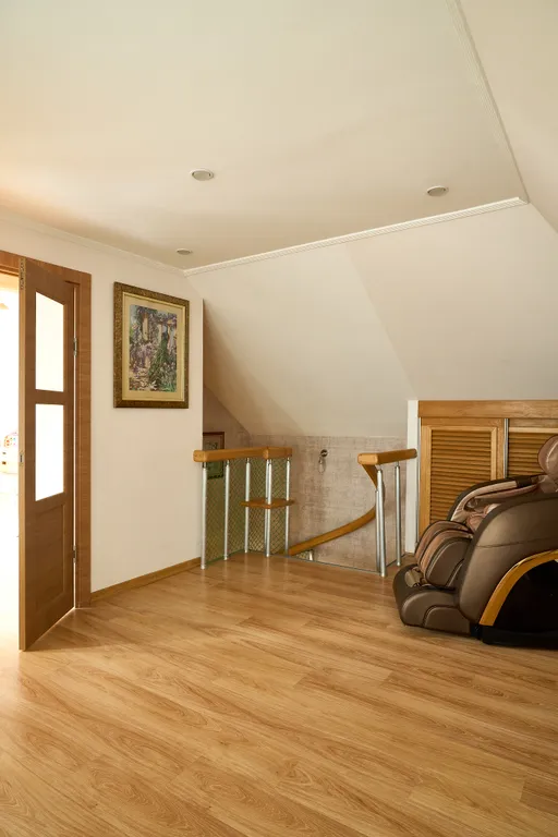 Дом с баней в 4 километрах от Санкт-Петербурга