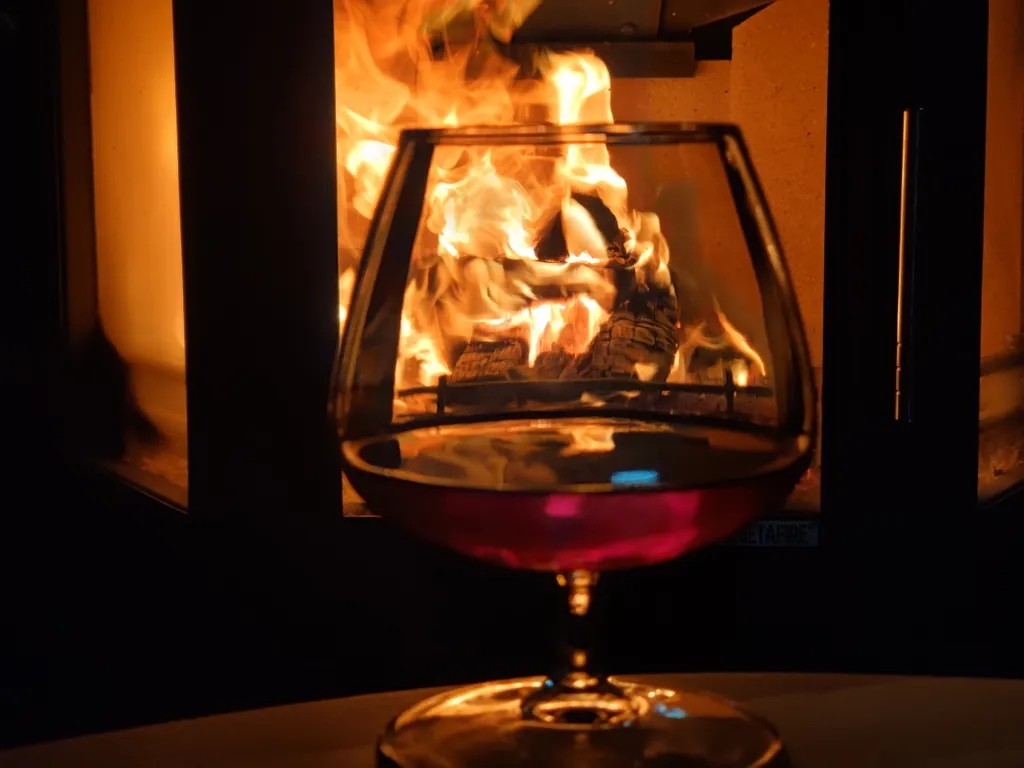 Дом-шале в черте города с баней и чаном