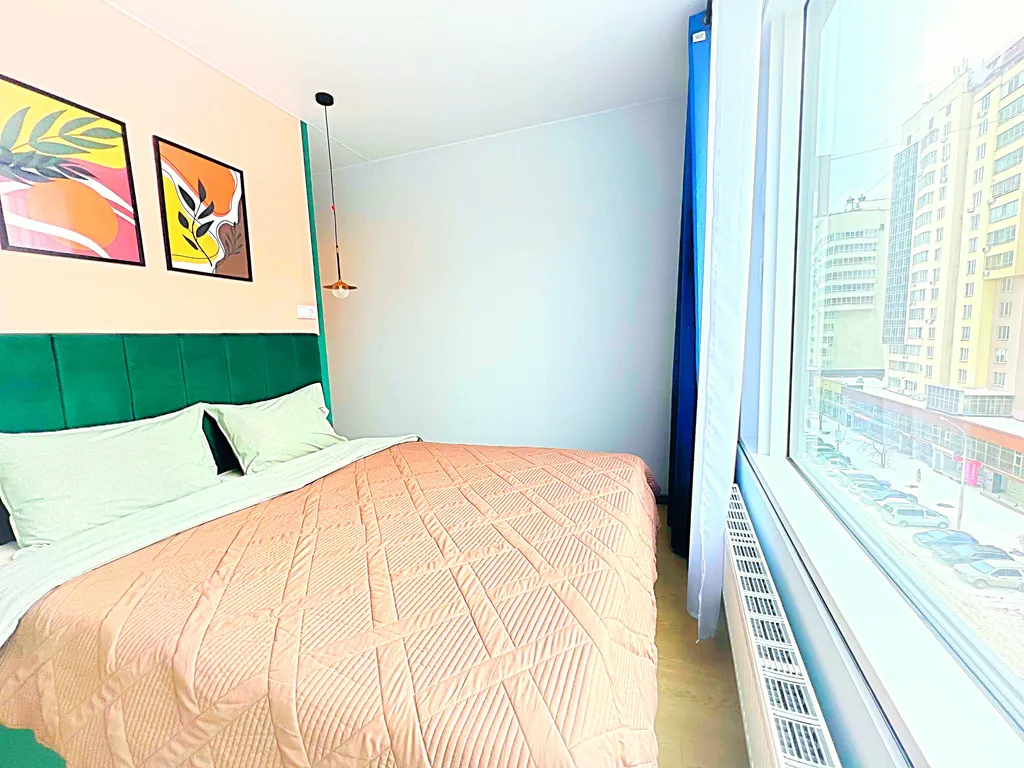 Квартира 2-комнатные апартаменты с панорамными окнами — аренда посуточно в Екатеринбург