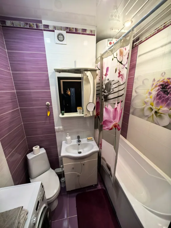 Хорошая студия возле Ауры