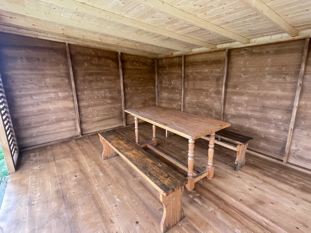 Уютный дом в тихом красивом месте