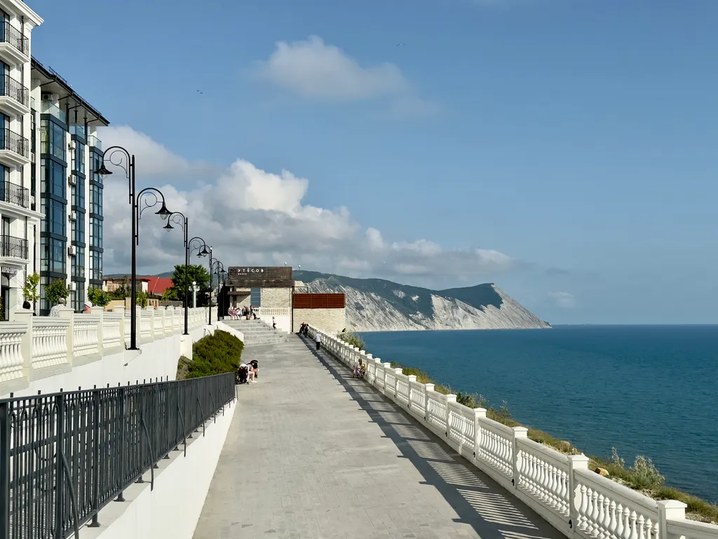 Квартира Апартаменты Монако 24 ЖК Граф Толстой 630 — Анапа