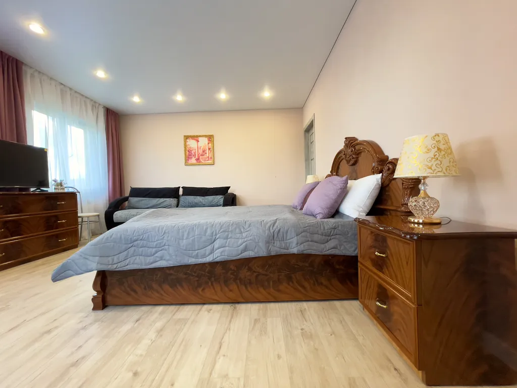 Дом с бассейном