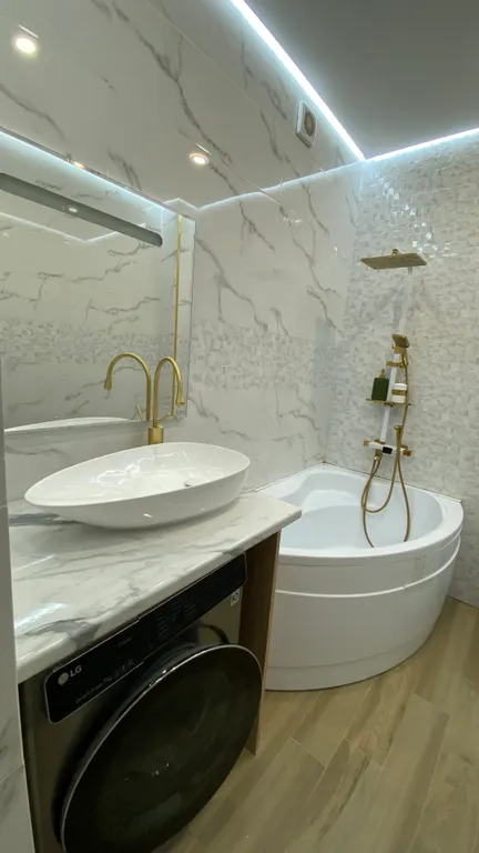 Уютная квартира с дизайнерским ремонтом вид на море и горы в центре