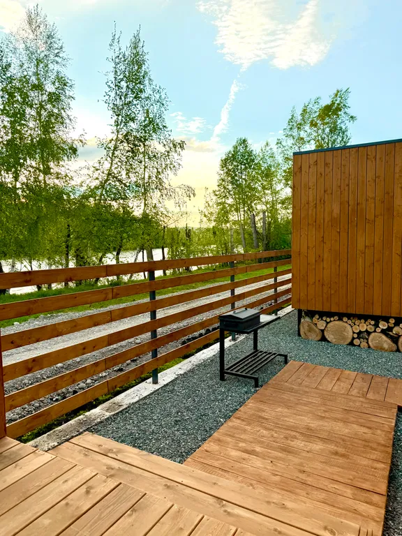 Панорамный дом с видом на реку