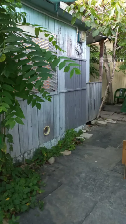 Домик на море