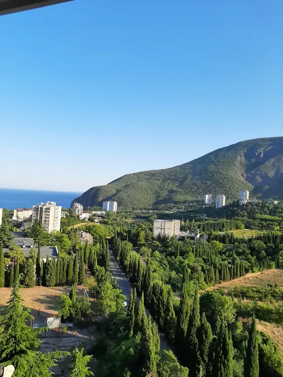 Квартира с панорамным видом на море и горы