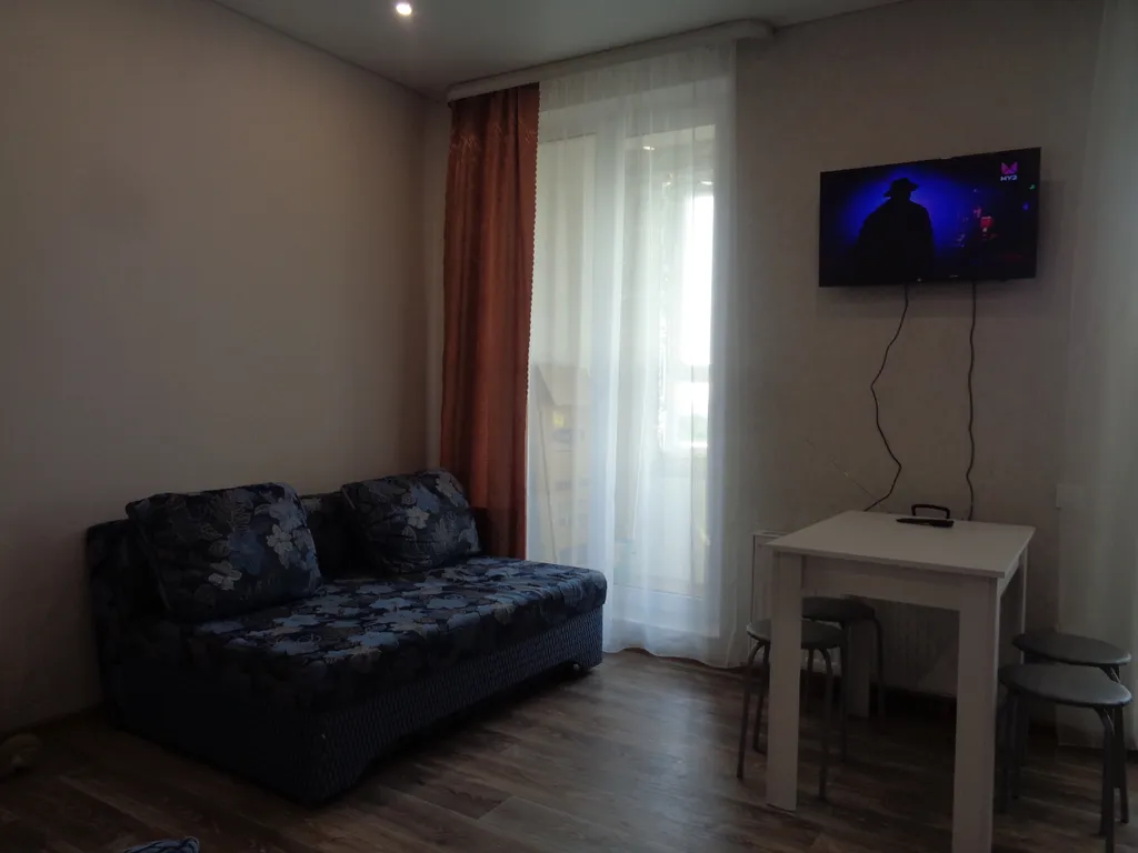 Квартира-студия ждет гостей — аренда посуточно в Тобольск