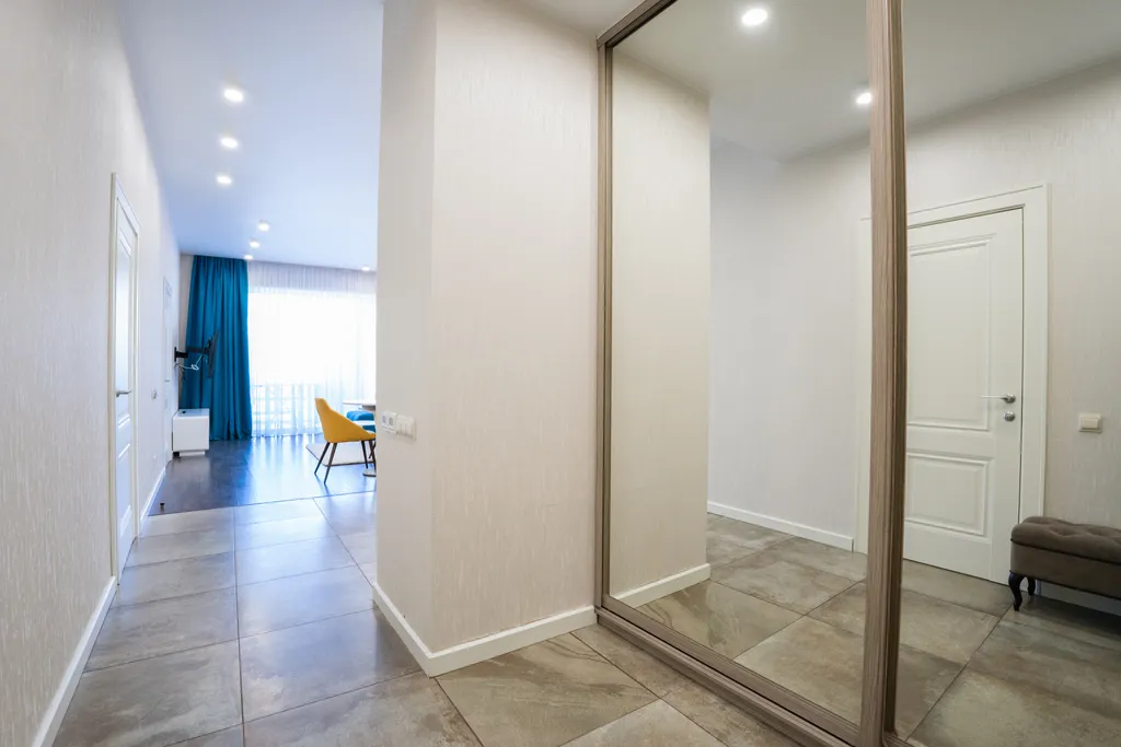 Трёхкомнатные апартаменты с видом на море и город