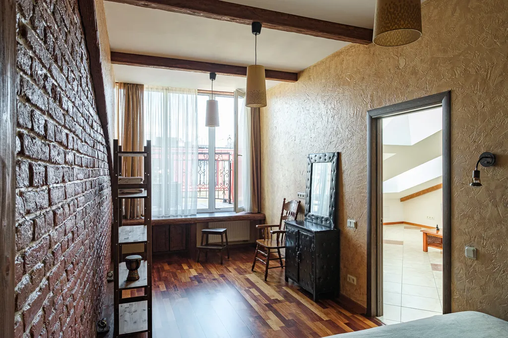 Мансарда у Эрмитажа с балконом