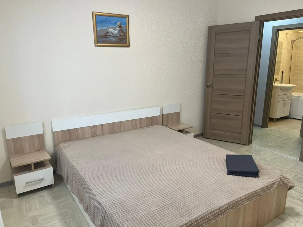 Квартира Квартира Апартамент у кристалла — Тюмень