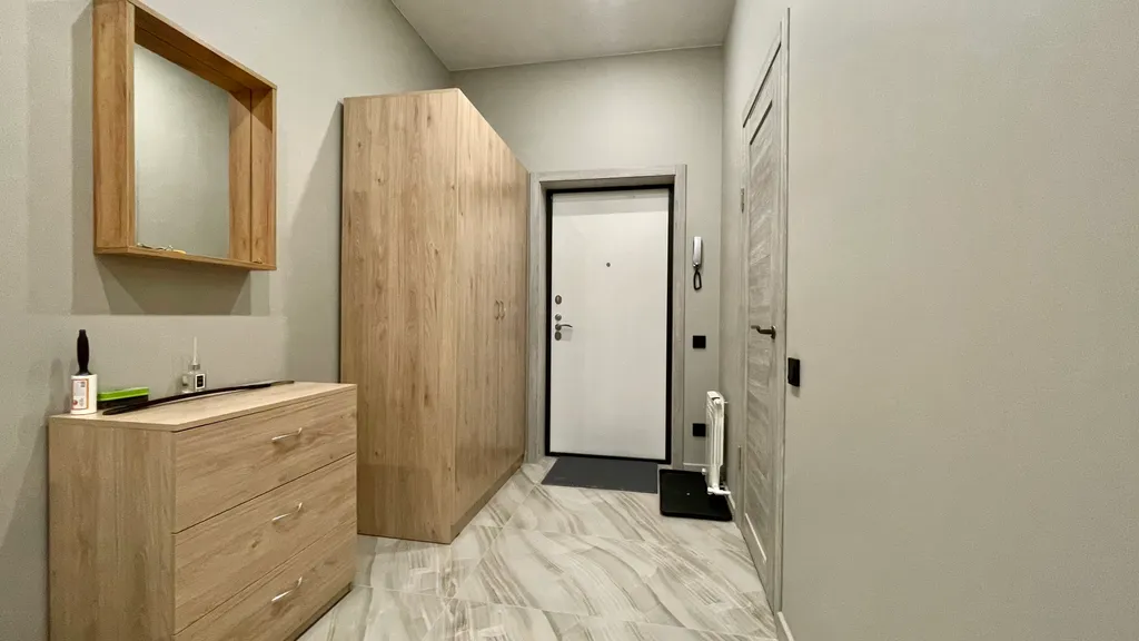 Современная квартира в центре города рядом с набережной