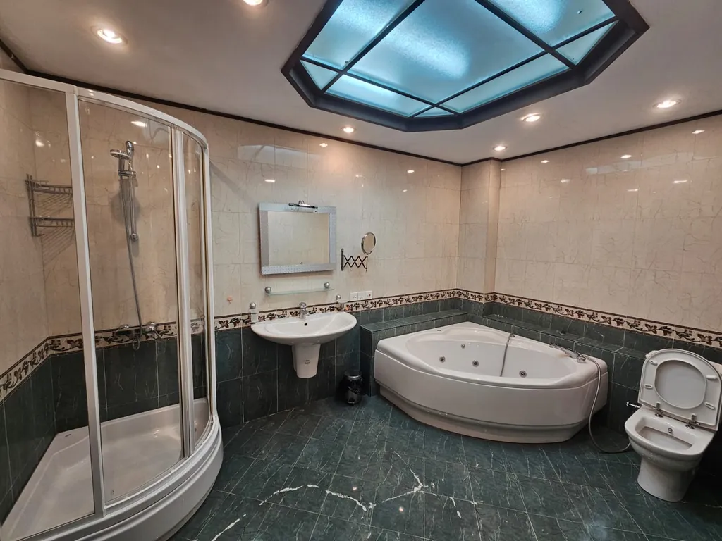 Квартира около кинотеатра Низами