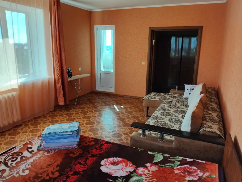 Квартира Просторная квартира в центре города с видом на море — Ейск