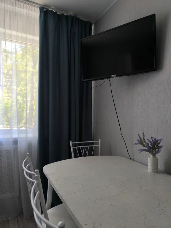 Современная квартира недалеко от центра