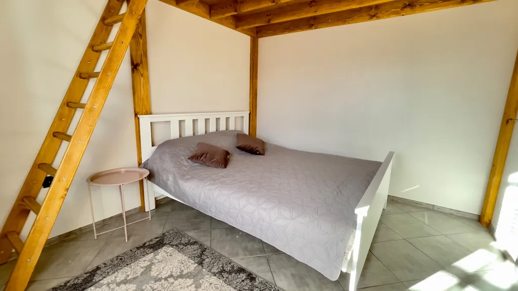 Стильный уютный дом с баней в 10 мин езды от метро