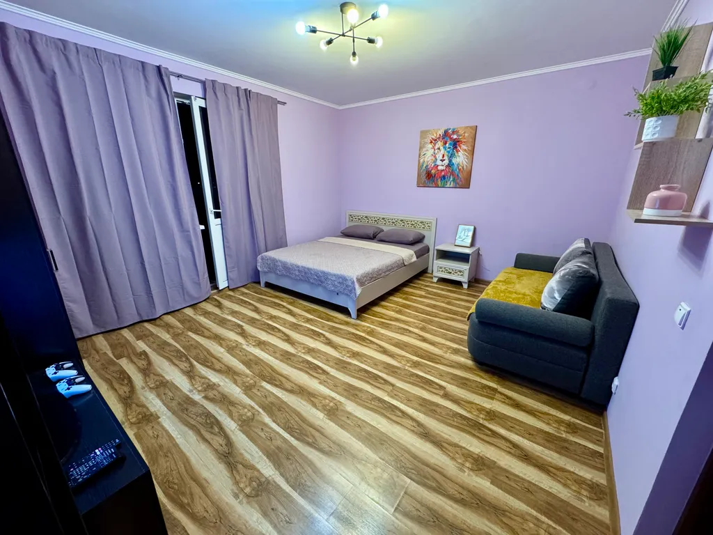 Просторная и уютная квартира в центре города рядом парк Гагарина