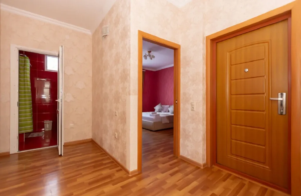 Просторная квартира в центре Адлера