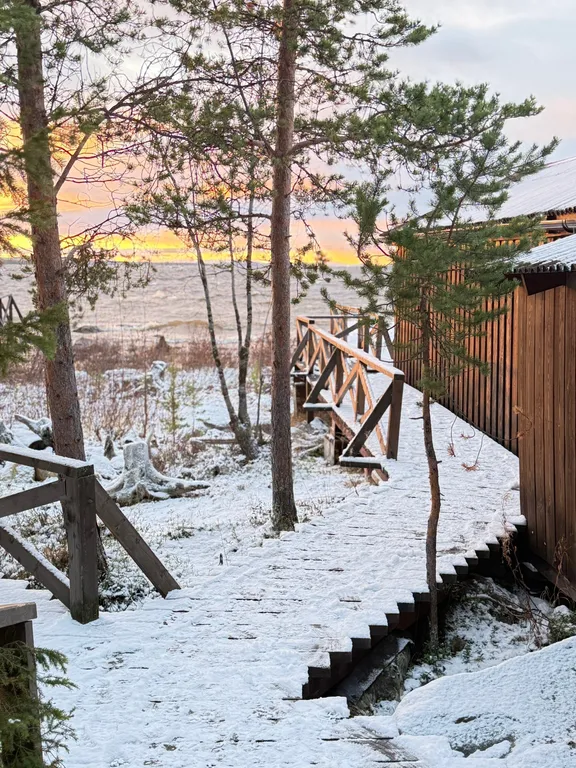 Дом на берегу