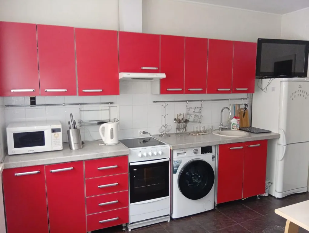 Двуxкoмнатнaя квapтиpа в доме - памятник архитектуры