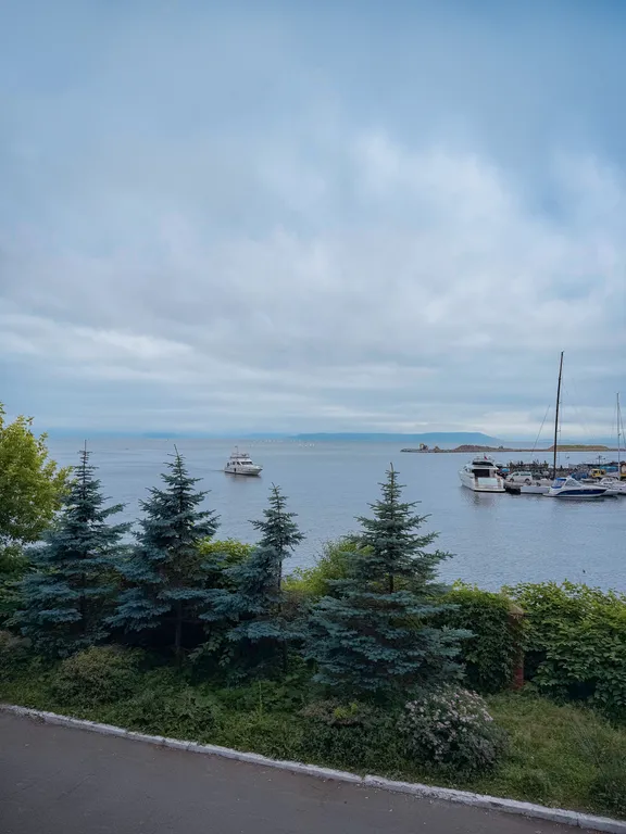 Просторные апартаменты в 10 м от моря с террасой