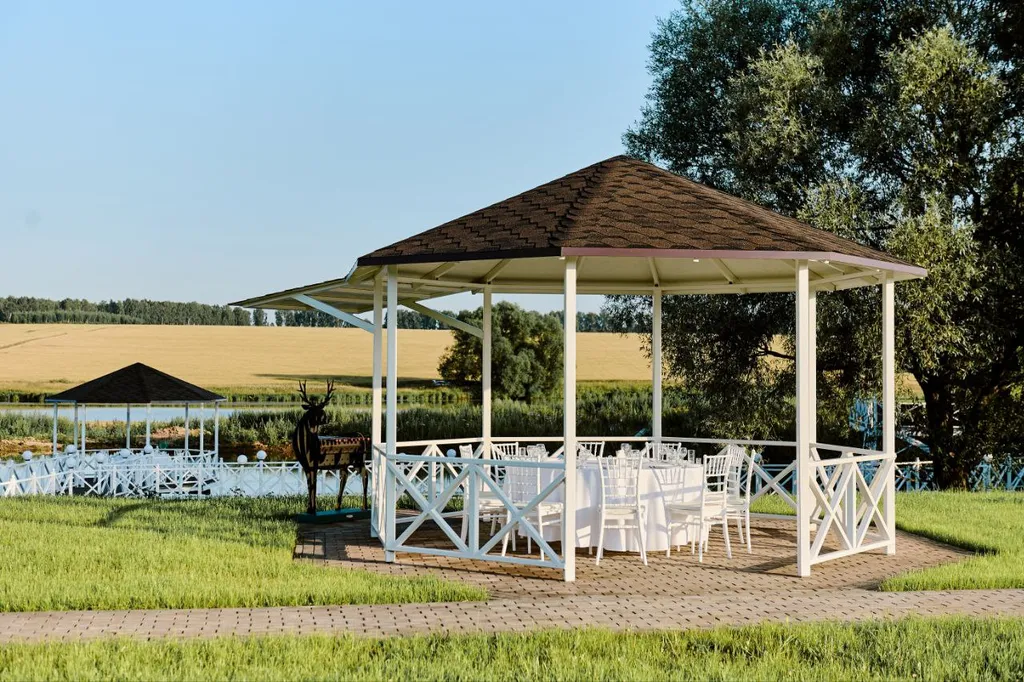 Двухэтажный дом с Русской баней